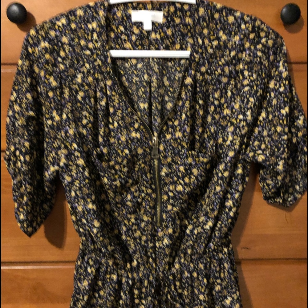 Zip up blouse from winners!